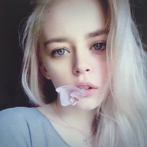 Meet your Posher, Carl